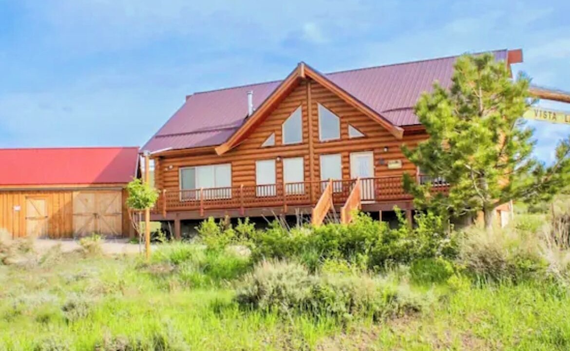 Photo of Outdoor in Mammoth Creek