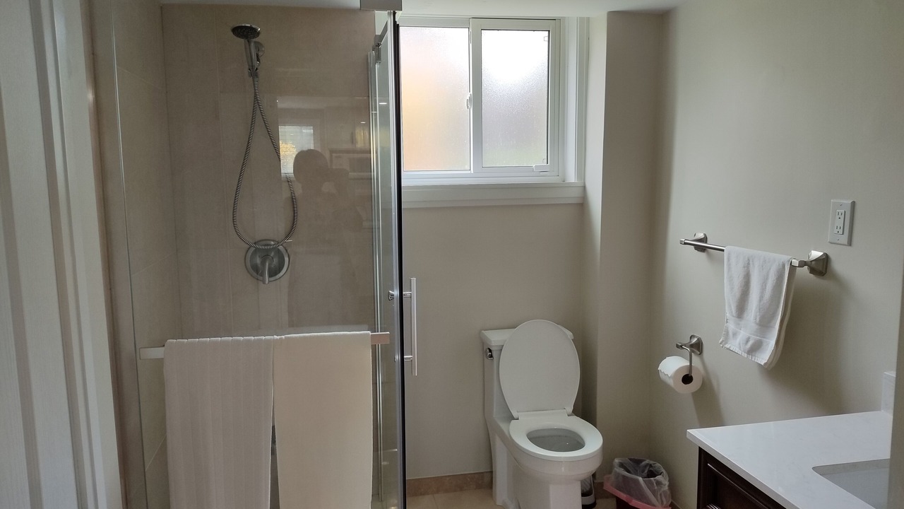 Photo of Bathroom in West Oakville