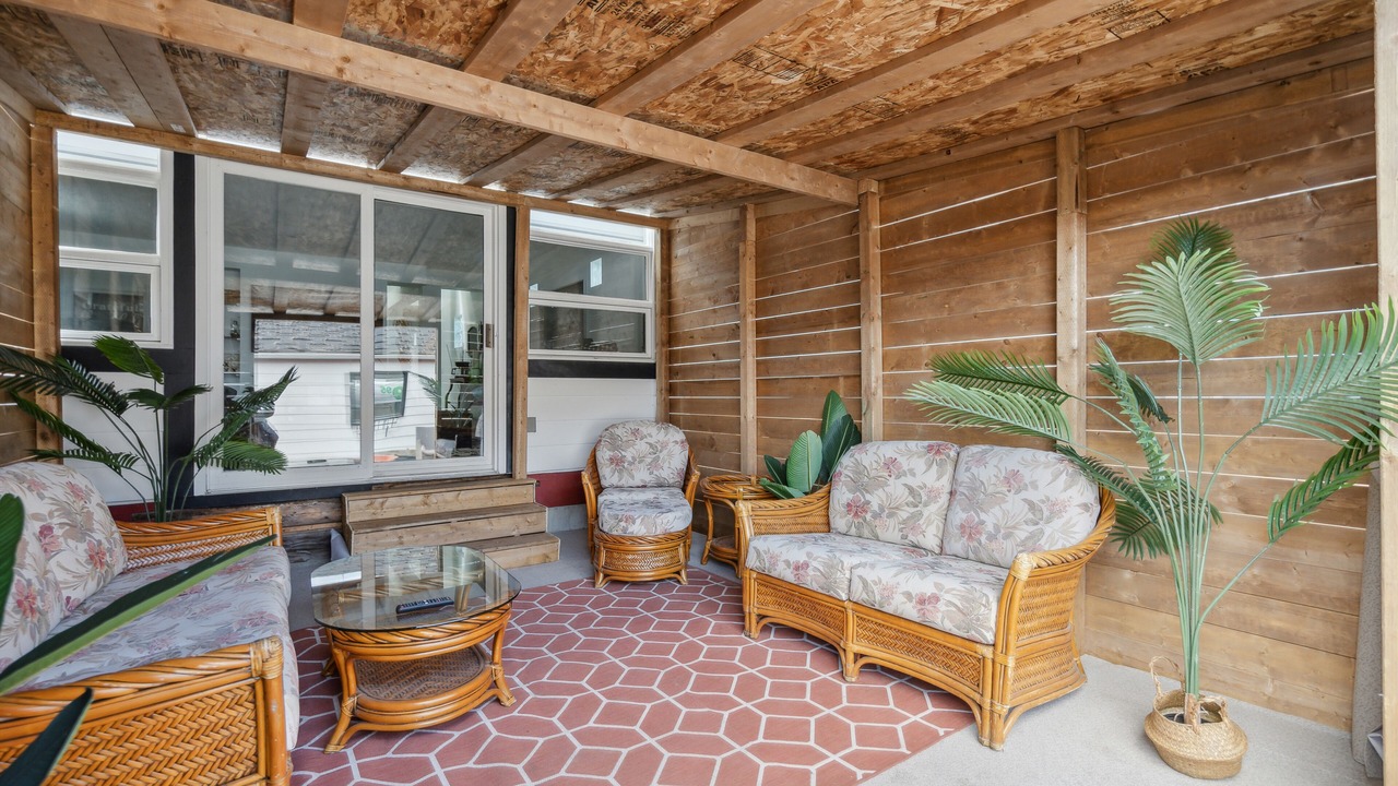 Photo of Patio Balcony in Hillhurst