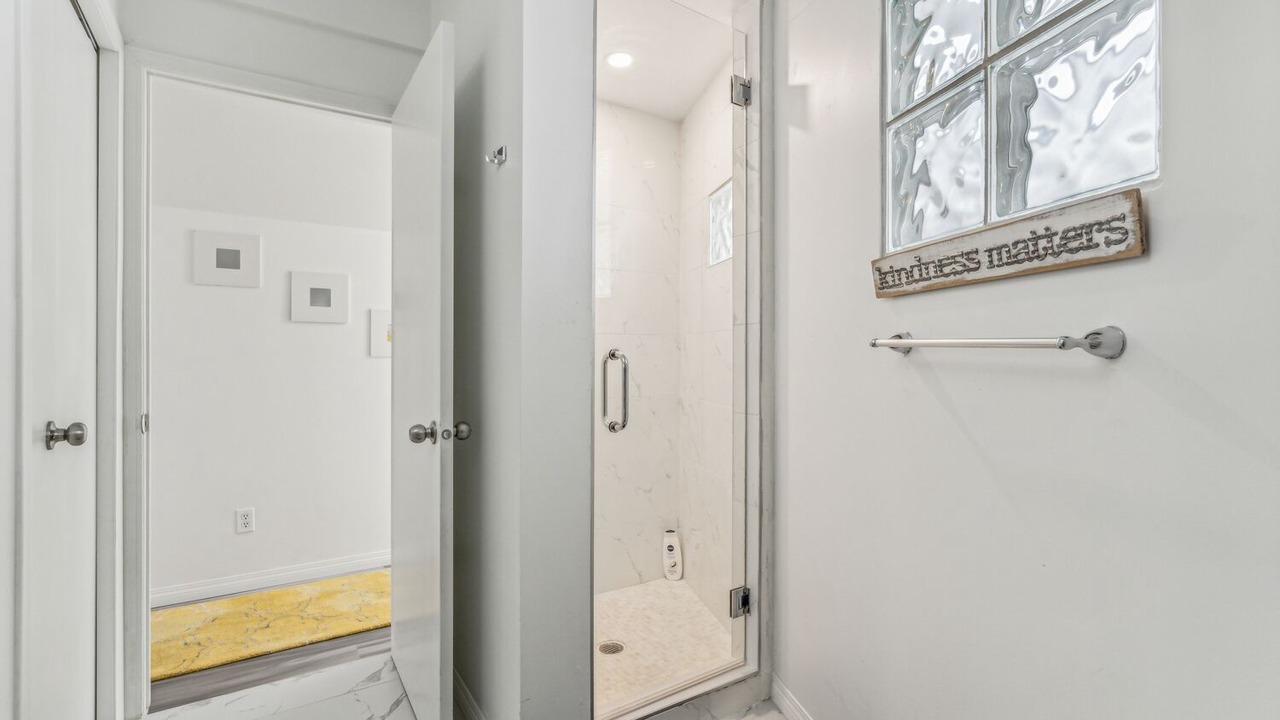 Photo of Bathroom in Hillhurst