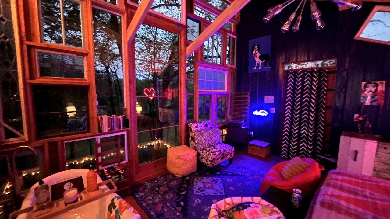 Photo of Bedroom in Doyle