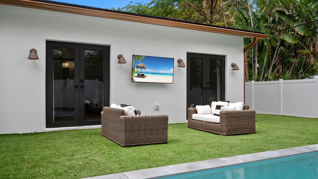 Photo of Outdoor in Shady Banks