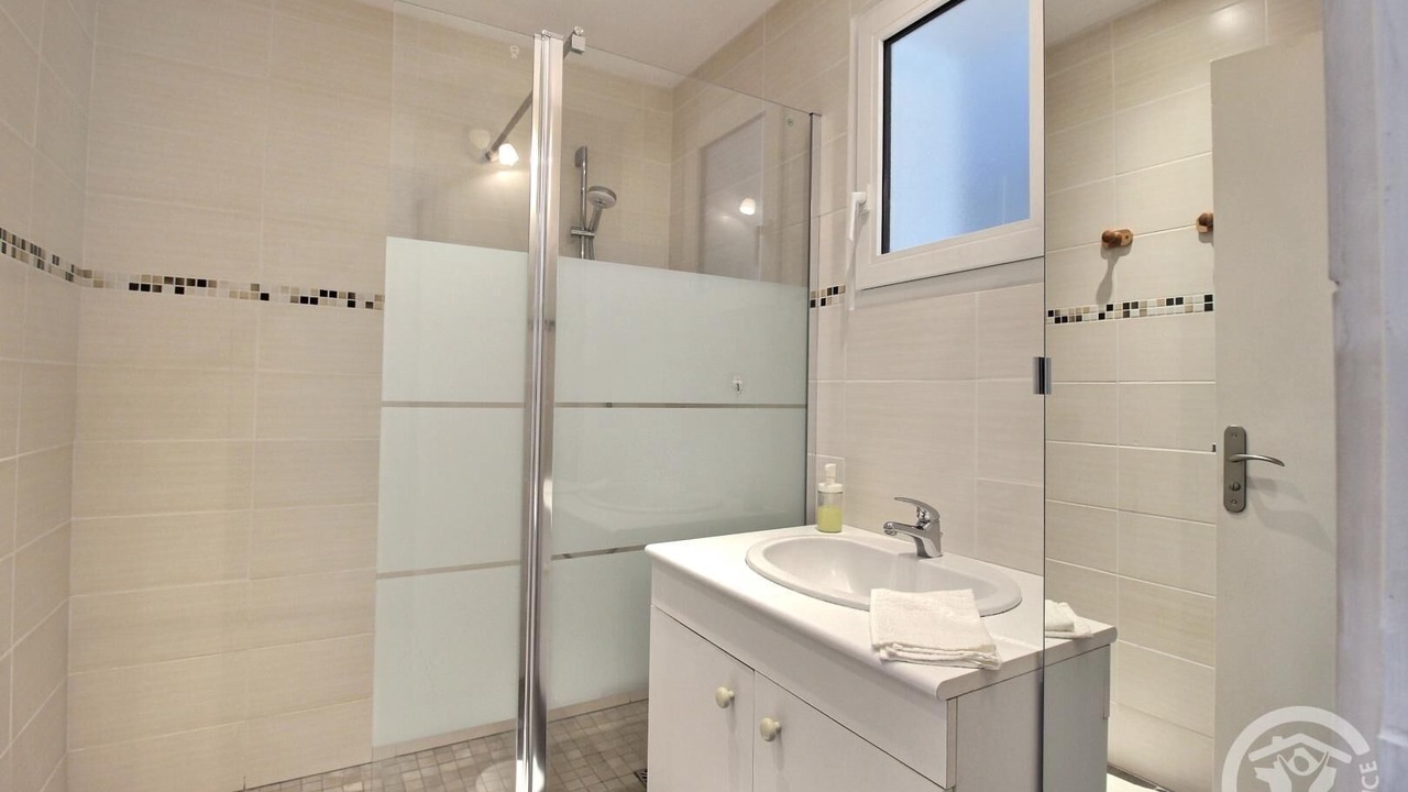 Photo of Bathroom in Trelivan