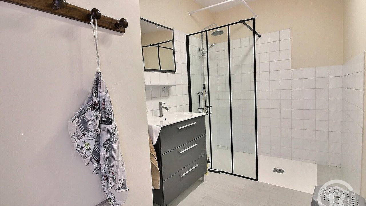 Photo of Bathroom in Ploumilliau