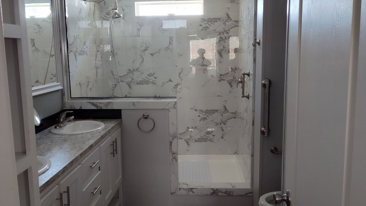 Photo of Bathroom in Deep Run