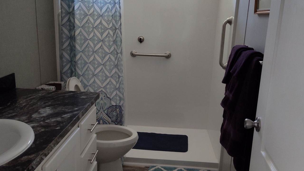 Photo of Bathroom in Deep Run