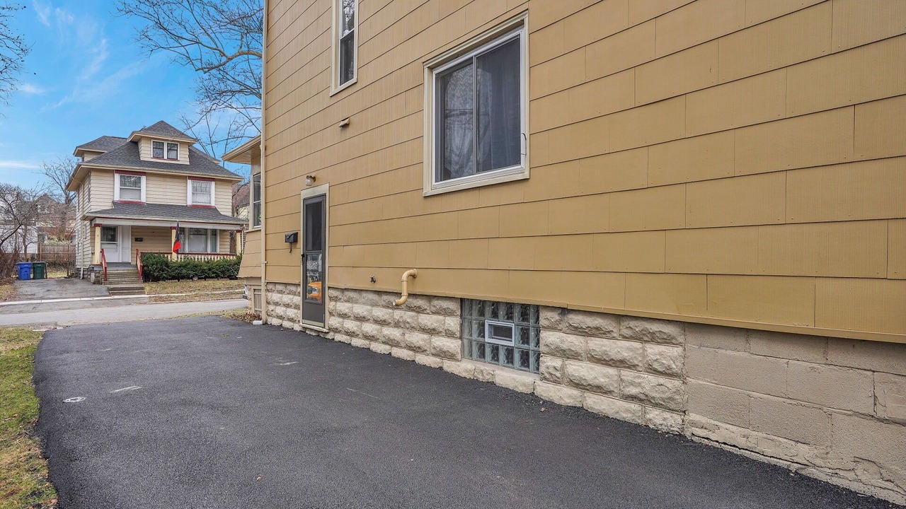 Photo of Outdoor in Rochester