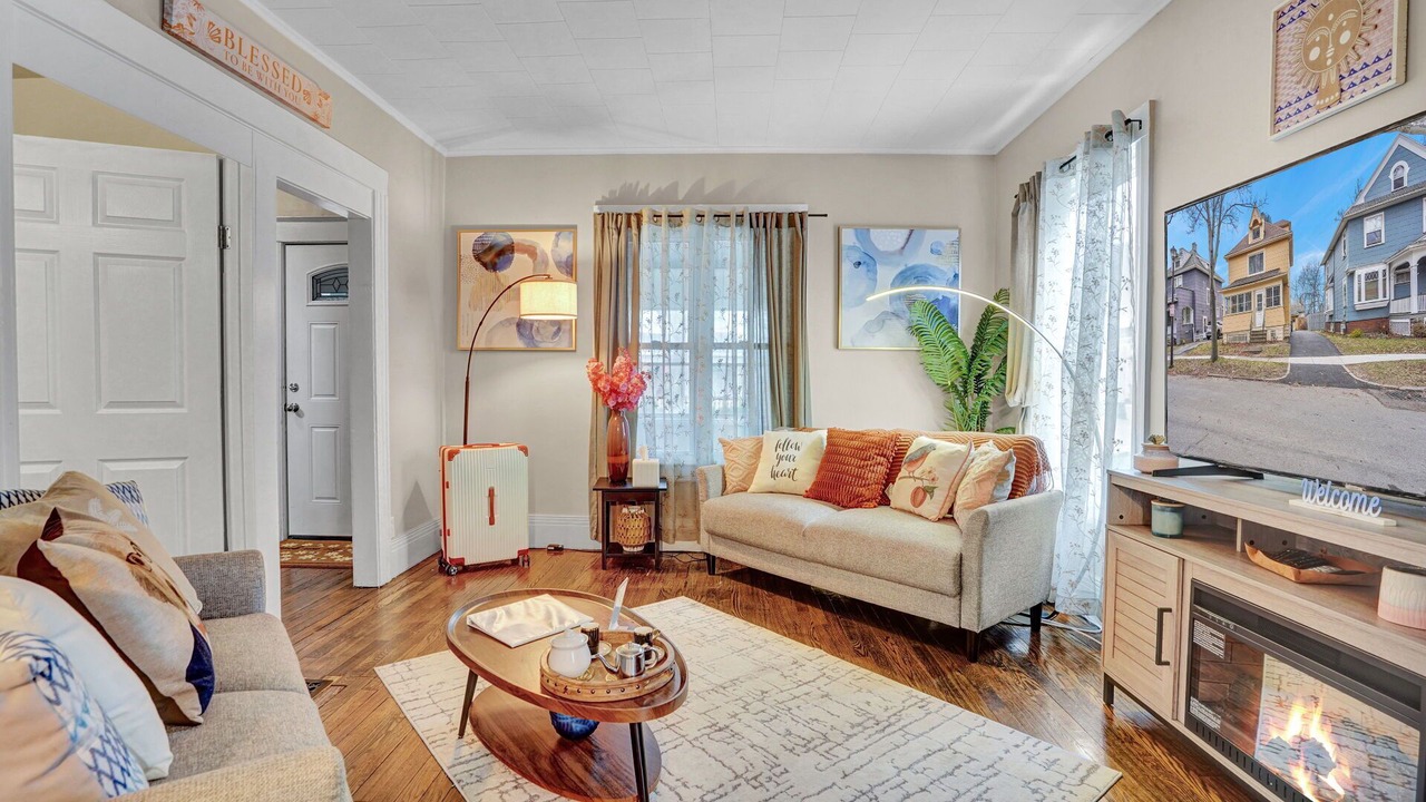 Photo of Livingroom in Rochester