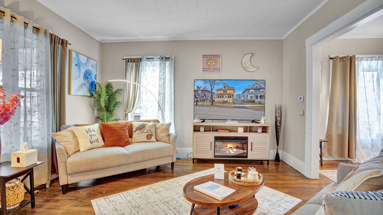 Photo of Livingroom in Rochester