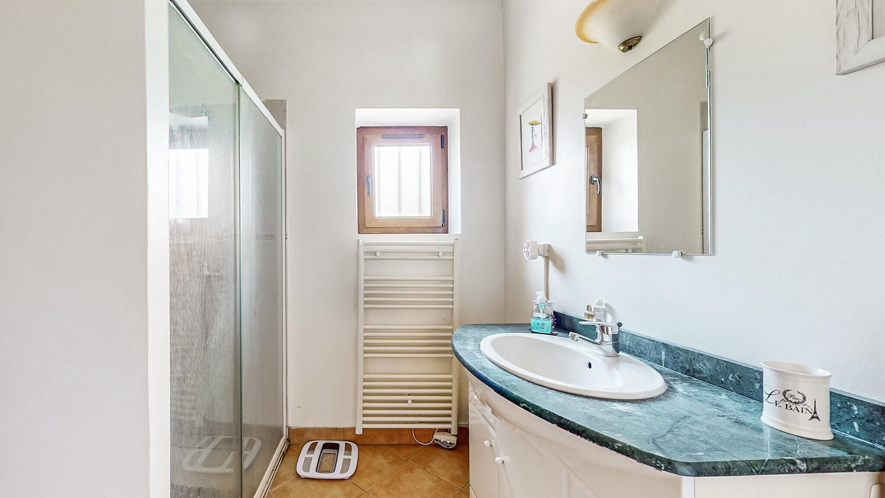 Photo of Bathroom in Lainsecq