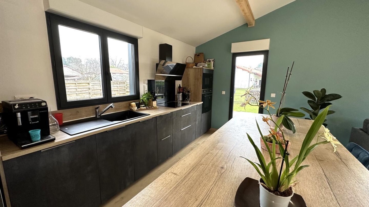 Photo of Kitchen in Lit-et-Mixe