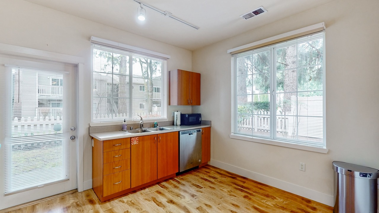 Photo of Kitchen in Education Hill