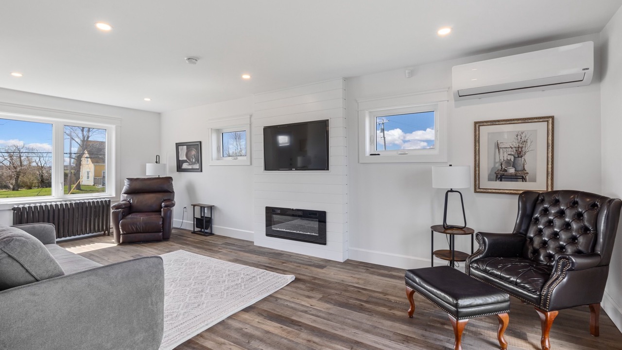 Photo of Livingroom in New London