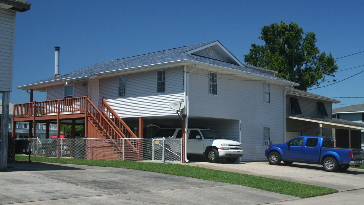 Photo of Others in Barataria