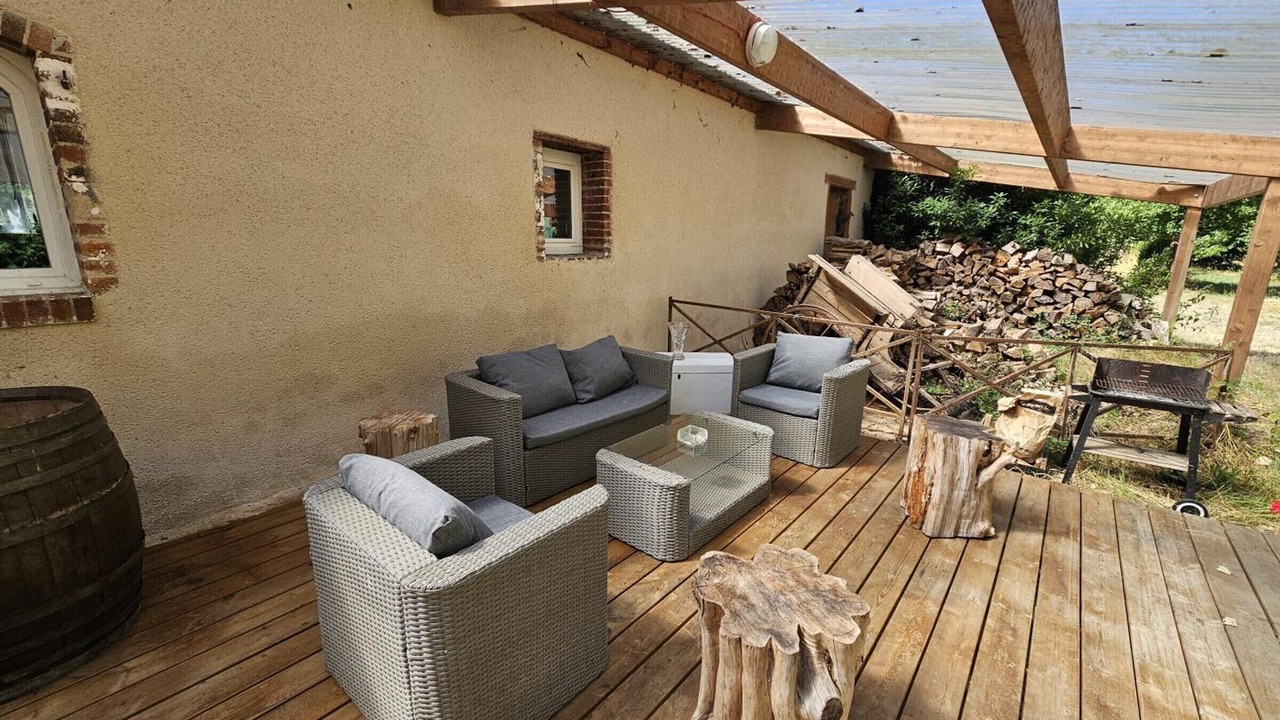 Photo of Patio Balcony in Huisseau-sur-Cosson