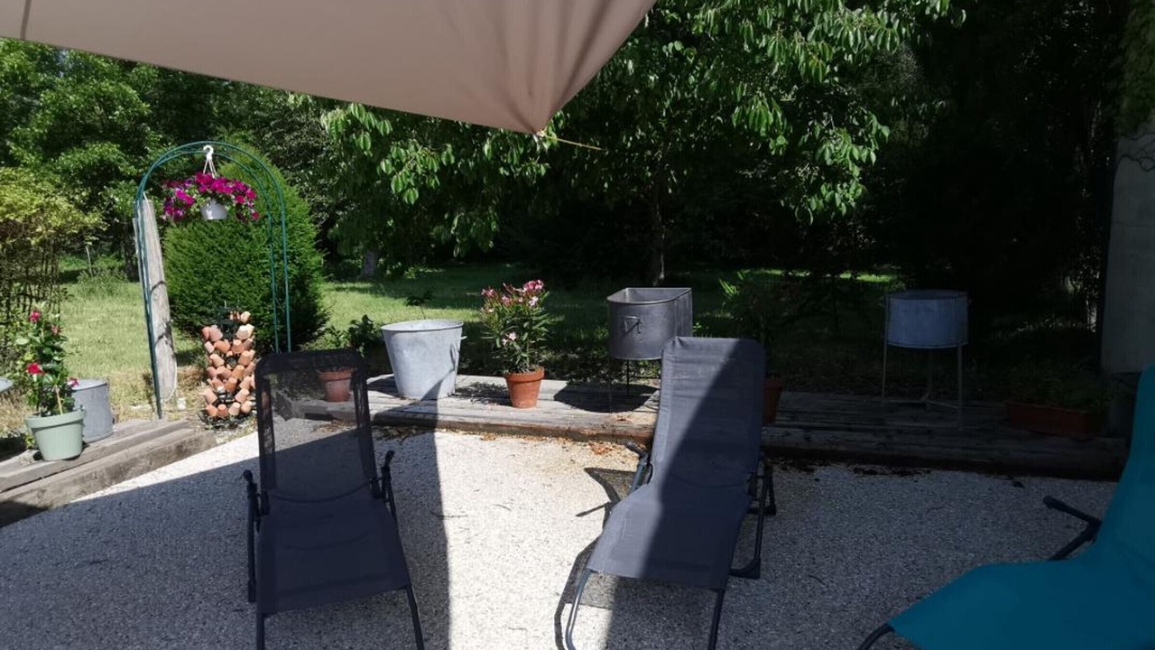 Photo of Patio Balcony in Huisseau-sur-Cosson