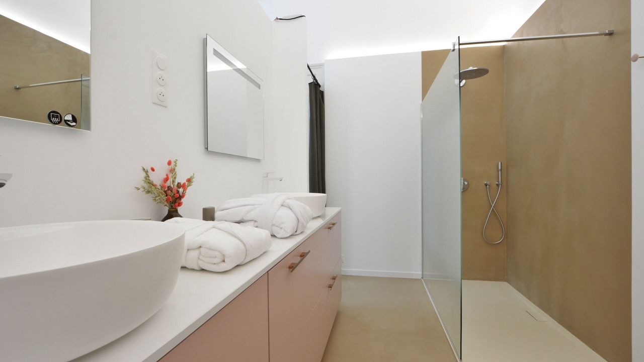 Photo of Bathroom in Centre Ville