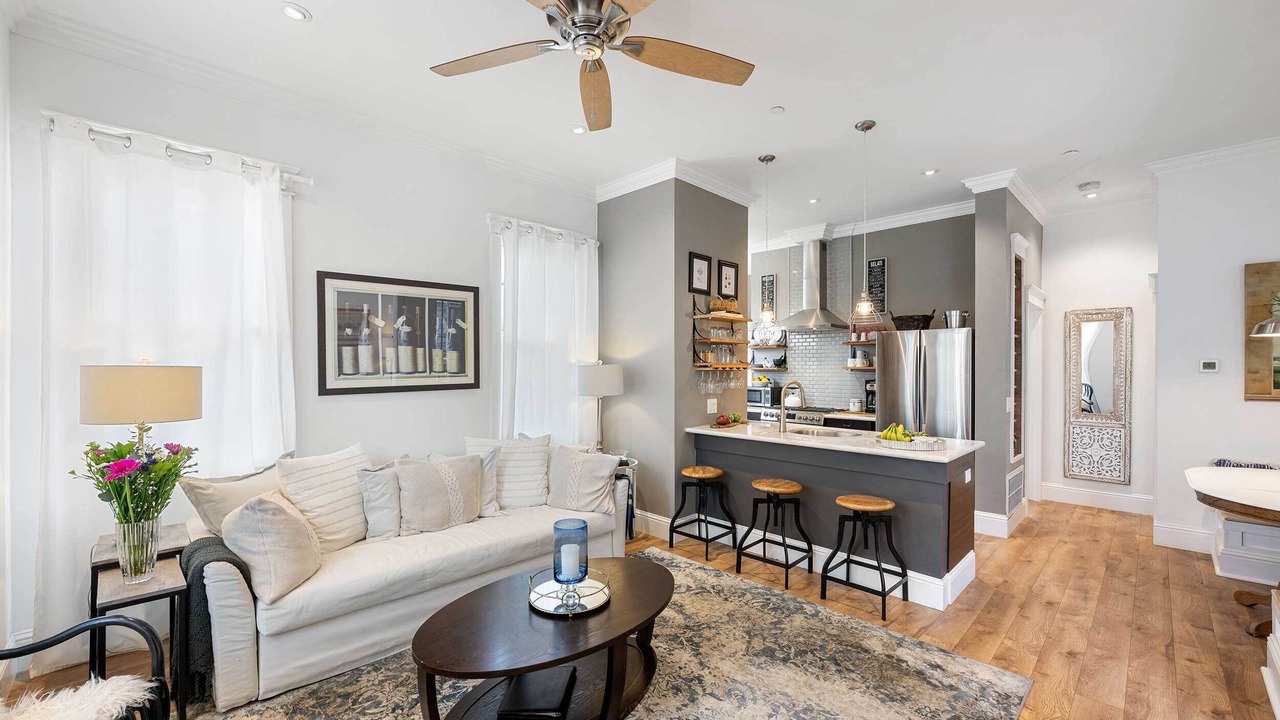 Photo of Livingroom in Downtown Napa