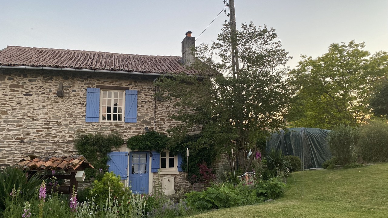 Photo of Outdoor in Oradour-sur-Vayres