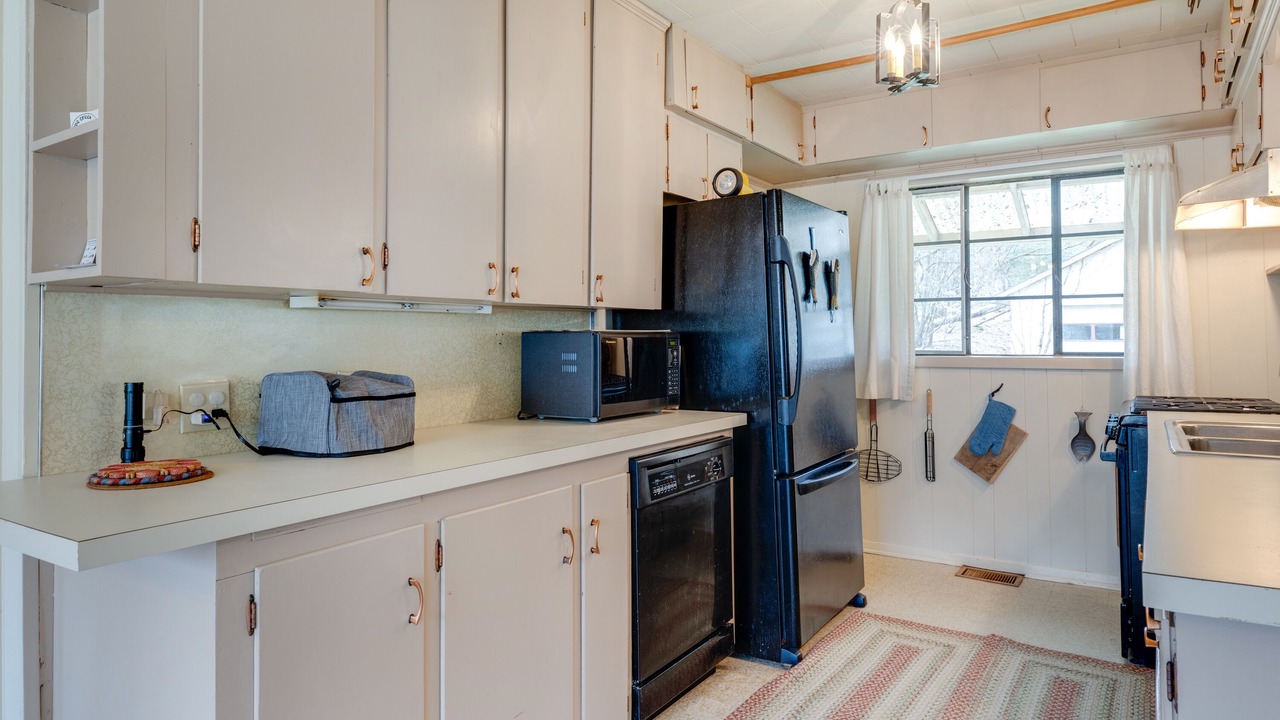 Photo of Kitchen in Gaines