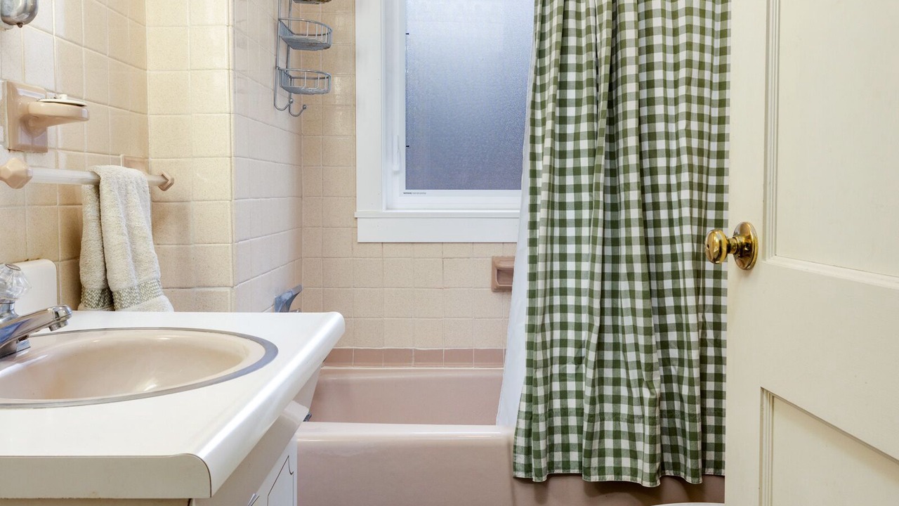 Photo of Bathroom in Gaines