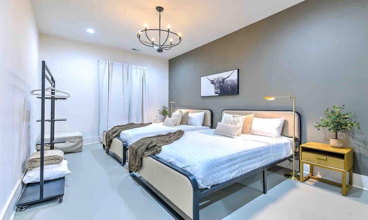 Photo of Bedroom in North Capitol