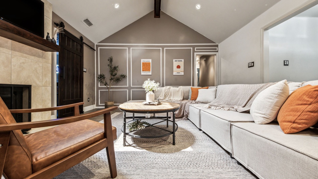 Photo of Livingroom in Lewisville