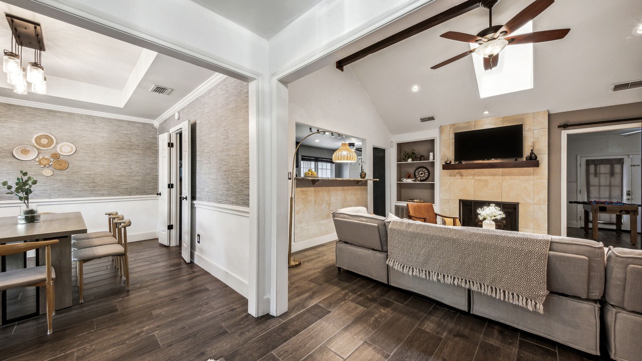 Photo of Livingroom in Lewisville