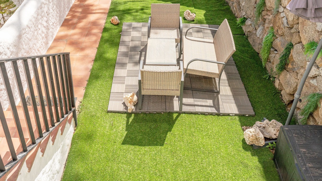 Photo of Patio Balcony in Roses Town Center