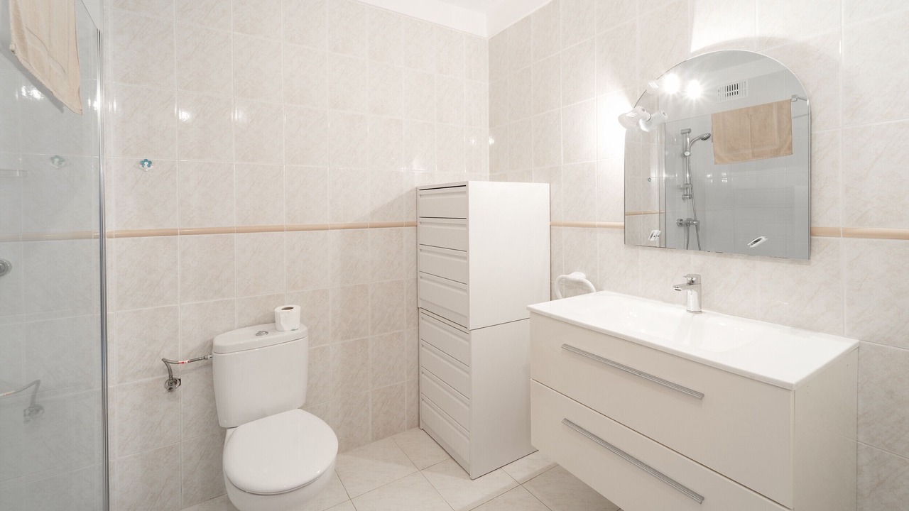 Photo of Bathroom in Roses Town Center