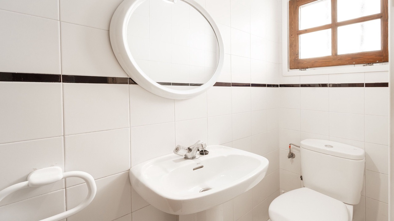 Photo of Bathroom in Roses Town Center