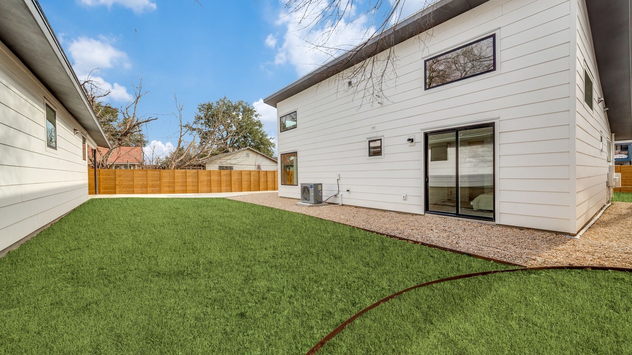 Photo of Outdoor in Georgian Acres