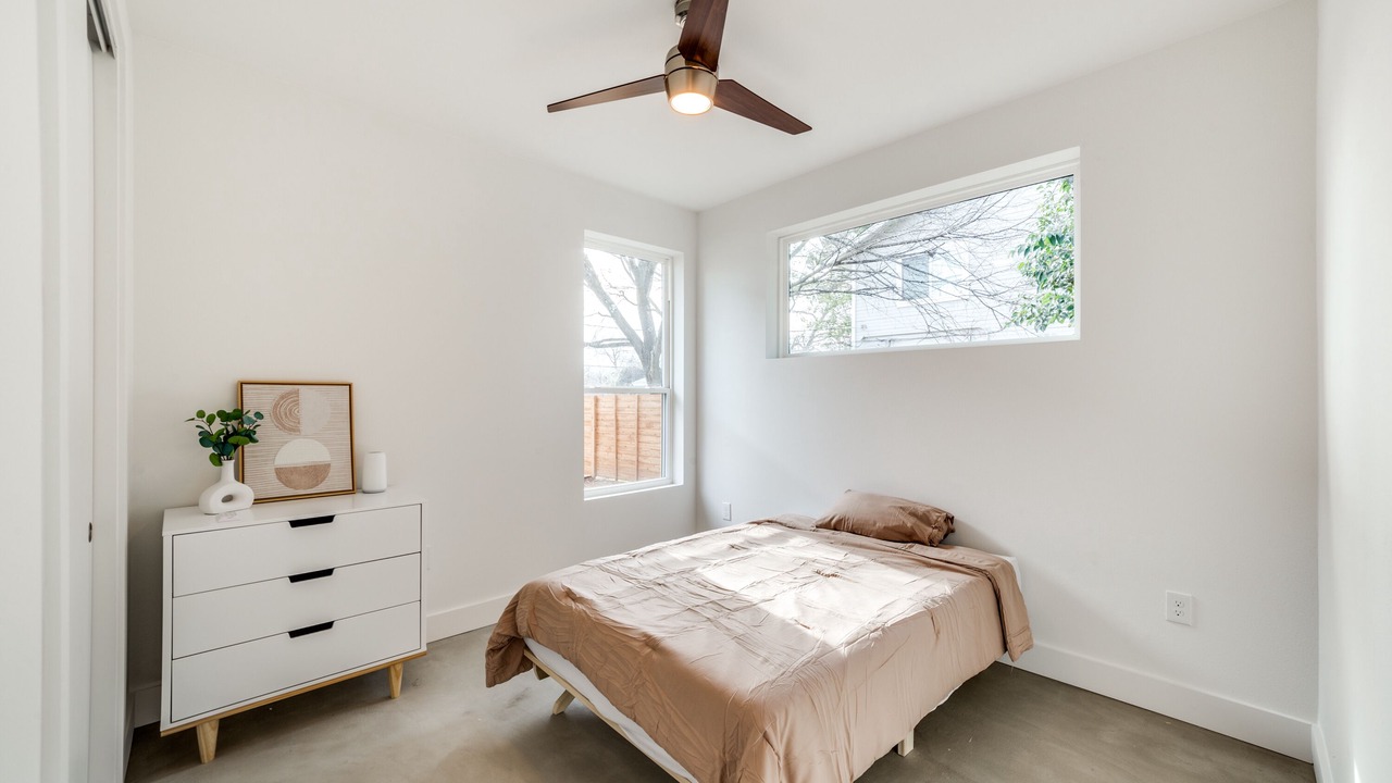Photo of Bedroom in Georgian Acres