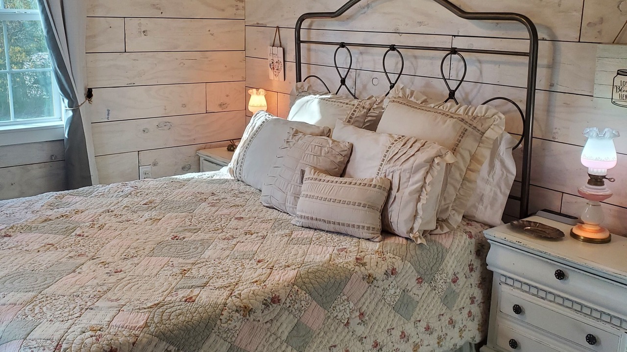 Photo of Bedroom in Quitman