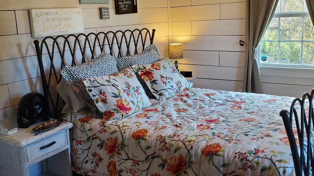 Photo of Bedroom in Quitman