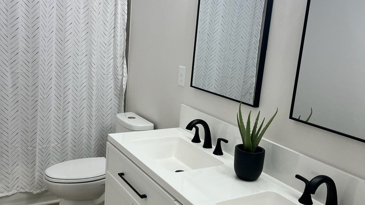 Photo of Bathroom in Park Hill