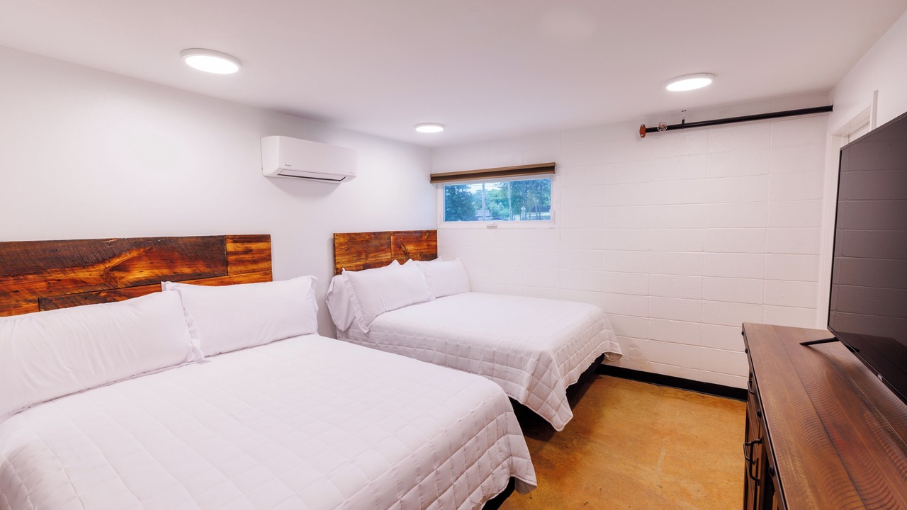 Photo of Bedroom in Hot Springs