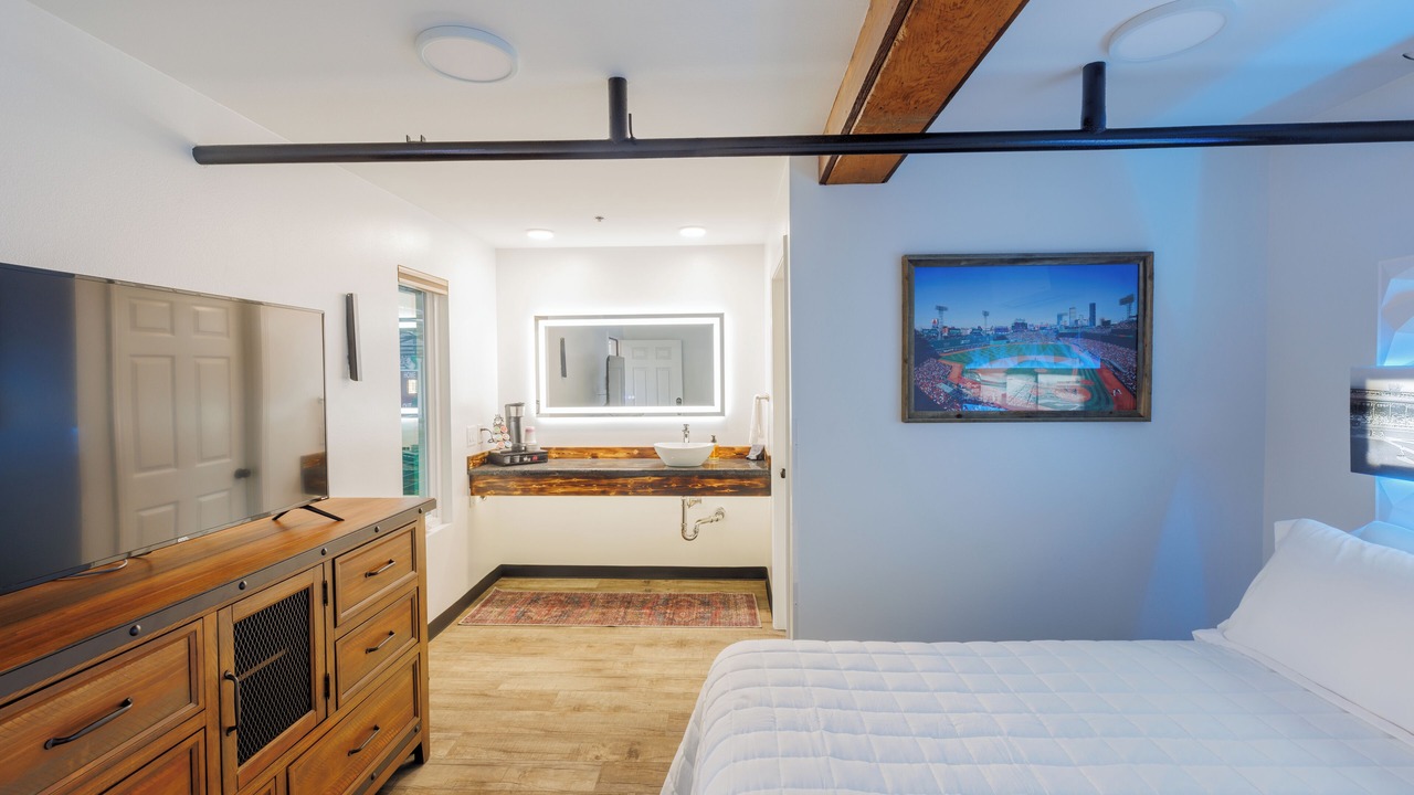 Photo of Bedroom in Hot Springs