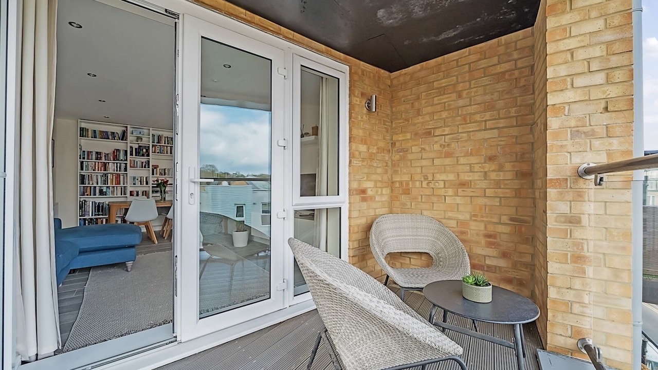 Photo of Patio Balcony in Runnymede