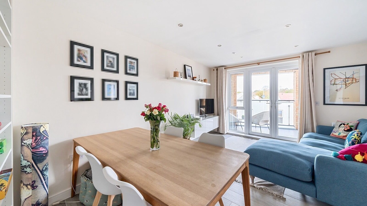 Photo of Livingroom in Runnymede