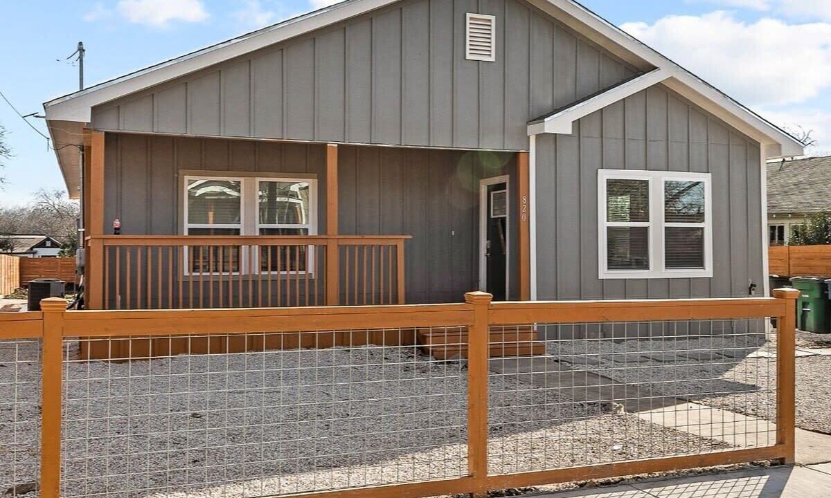 Photo of Outdoor in Denver Heights