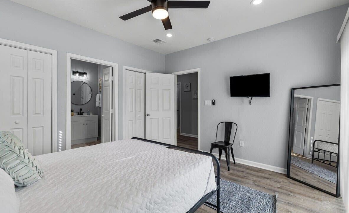Photo of Bedroom in Denver Heights