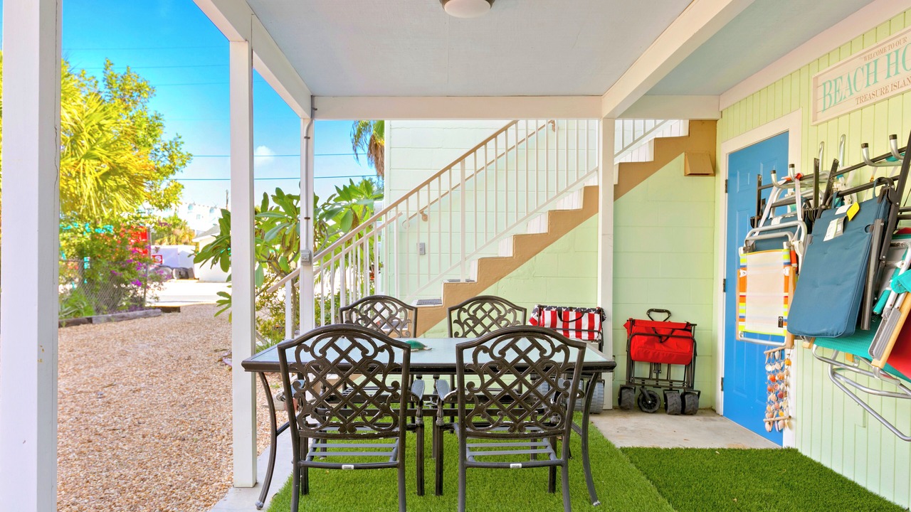 Photo of Outdoor in Capri Isle