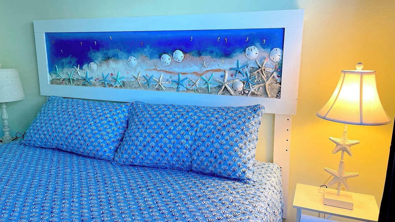 Photo of Bedroom in Capri Isle