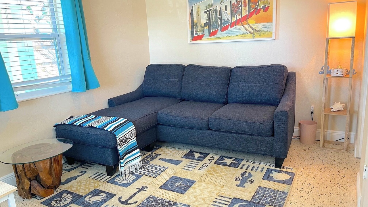 Photo of Livingroom in Capri Isle