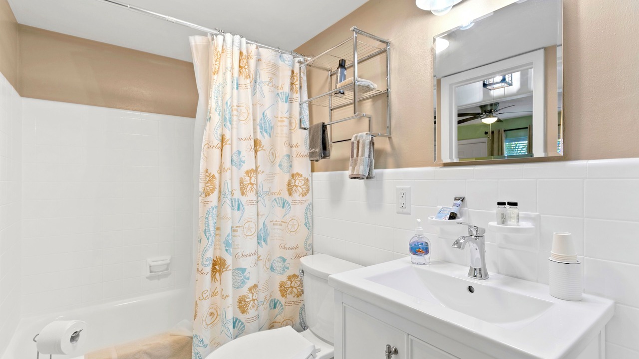 Photo of Bathroom in Capri Isle