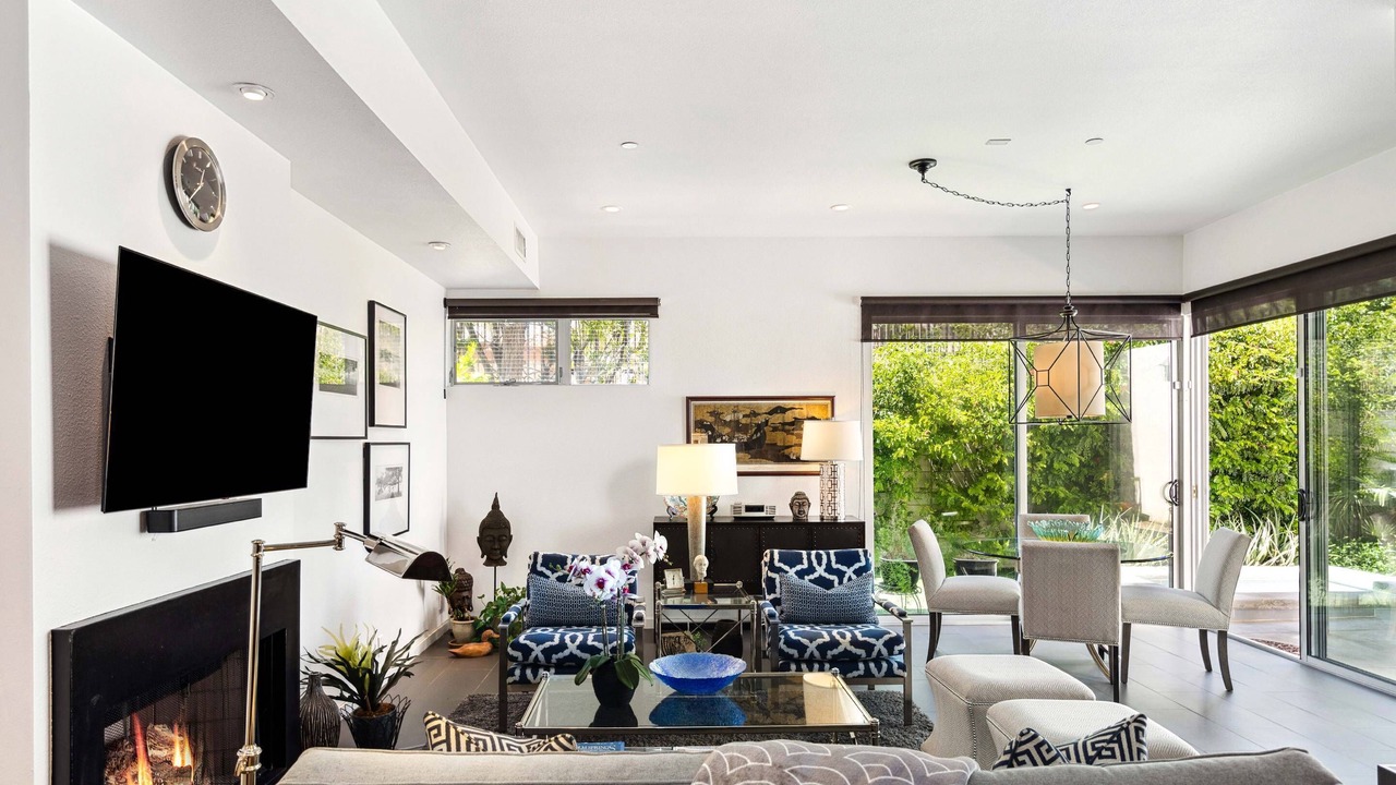 Photo of Bedroom in Canyon Corridor