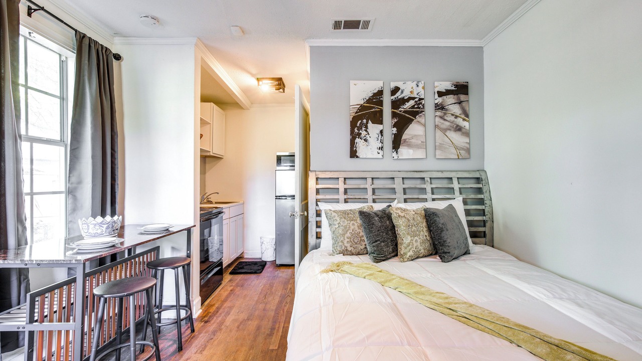 Photo of Bedroom in Clarksdale