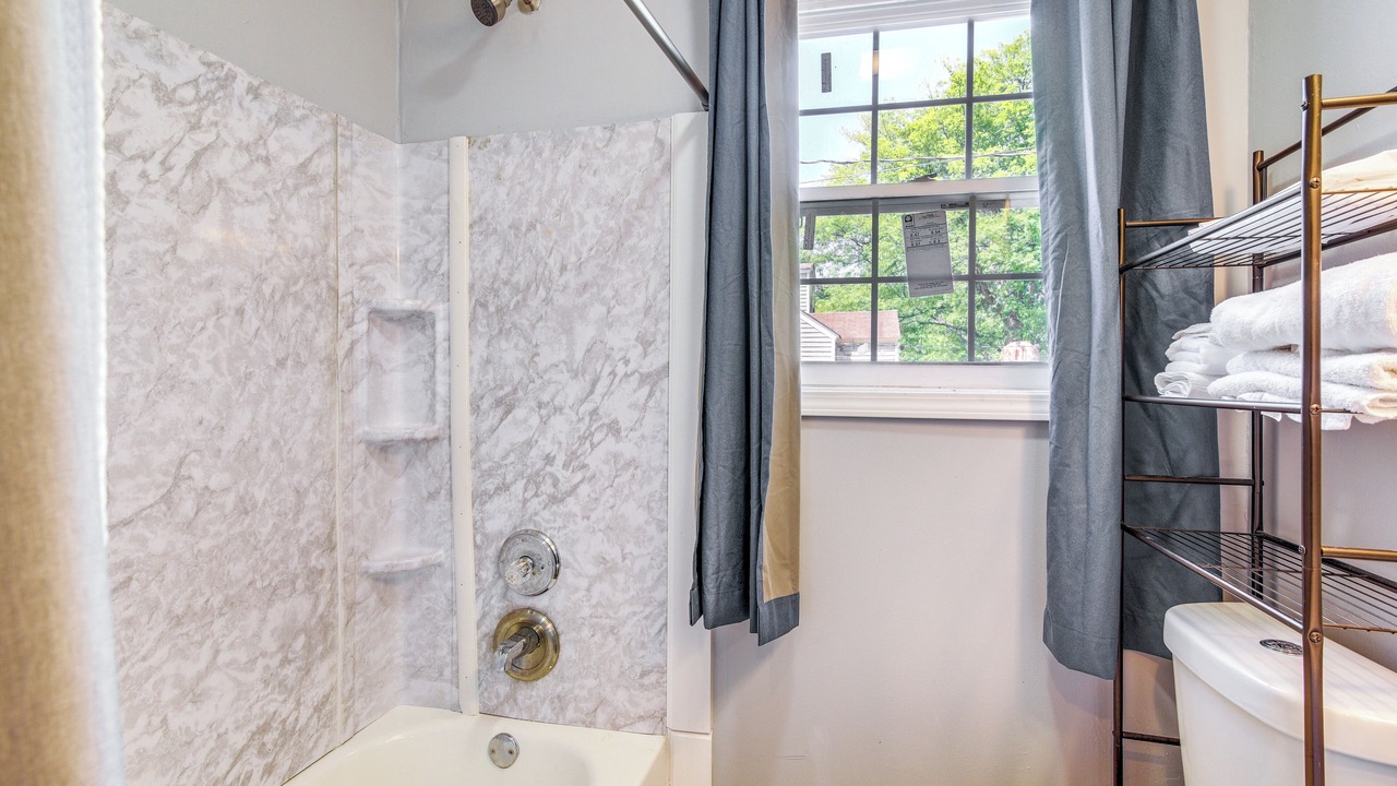 Photo of Bathroom in Clarksdale