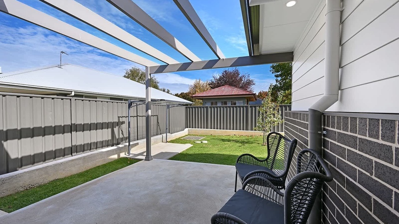 Photo of Others in Orange East